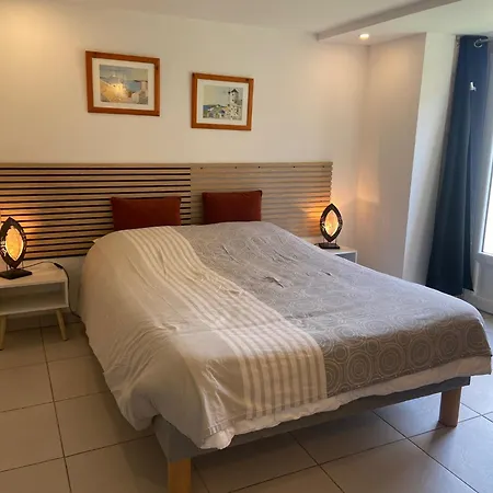 Apartment La Requeyrie *